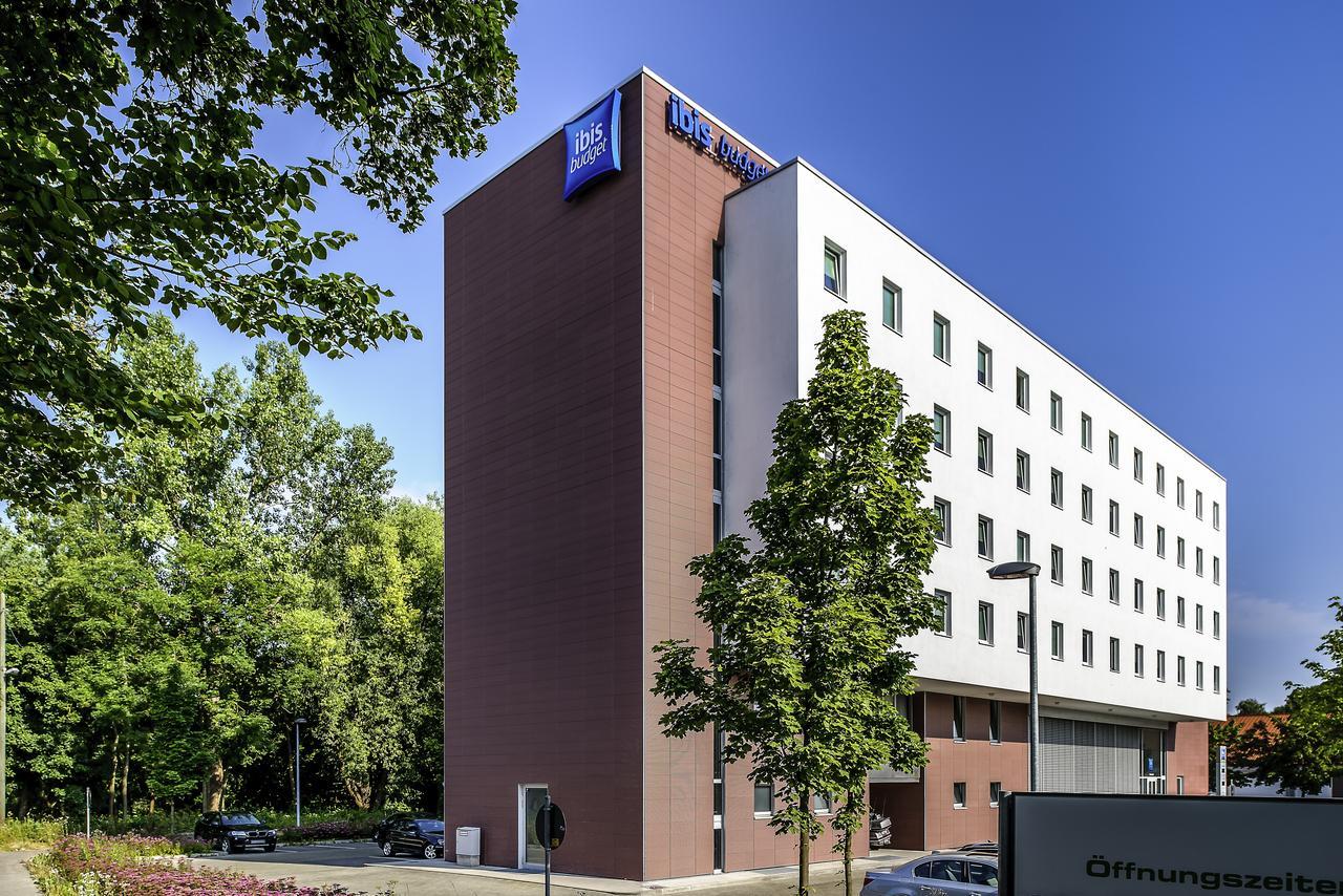 Ibis Budget Augsburg City ภายนอก รูปภาพ